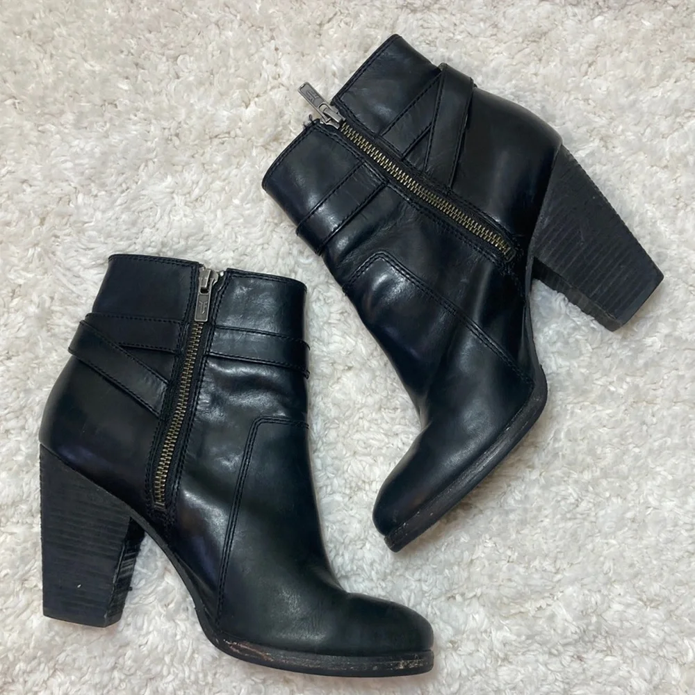 💙 Frye Patty Riding Booties - Picture 3 of 15